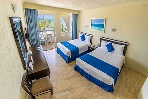 Aquamarina Beach Resort