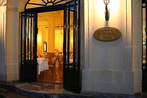 Saint Patrick's Hotel