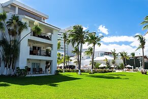 Beachscape Kin ha Villas & Suites