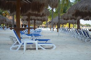 Beachscape Kin ha Villas & Suites