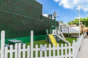 Beachscape Kin ha Villas & Suites