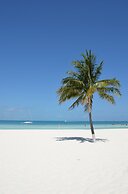 Beachscape Kin ha Villas & Suites