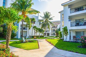 Beachscape Kin ha Villas & Suites