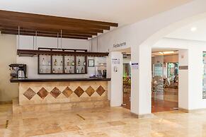 Beachscape Kin ha Villas & Suites