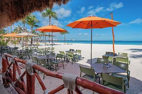 Beachscape Kin ha Villas & Suites