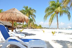 Beachscape Kin ha Villas & Suites