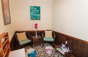 Captain Morgan's Retreat