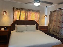 Captain Morgan's Retreat