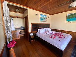 Captain Morgan's Retreat