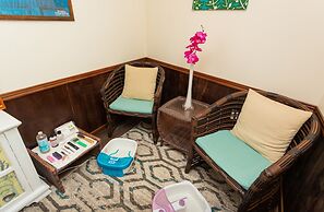 Captain Morgan's Retreat