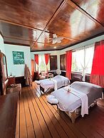 Captain Morgan's Retreat