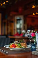 Captain Morgan's Retreat