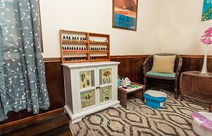 Captain Morgan's Retreat