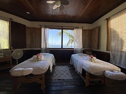 Captain Morgan's Retreat