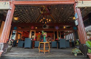 Captain Morgan's Retreat