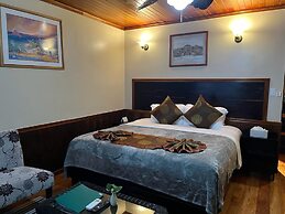 Captain Morgan's Retreat