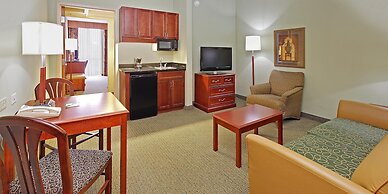 Holiday Inn University of Memphis All Suite by IHG