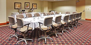 Holiday Inn University of Memphis All Suite by IHG