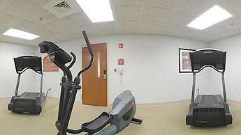 Holiday Inn University of Memphis All Suite by IHG