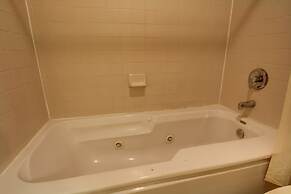 Key West Inn - Childersburg