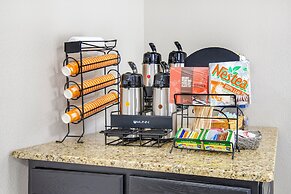 MainStay Suites Madison Airport