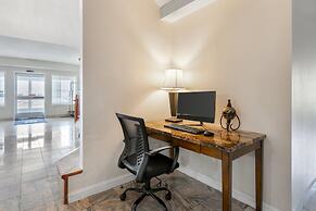 MainStay Suites Madison Airport