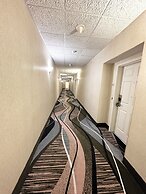 MainStay Suites Madison Airport