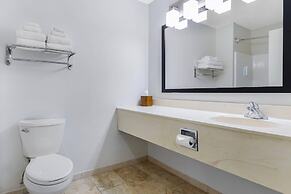 MainStay Suites Madison Airport
