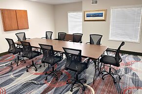 MainStay Suites Madison Airport