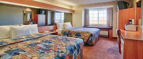 Western Skies Inn And Suites