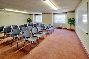 Western Skies Inn And Suites