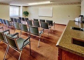 Western Skies Inn And Suites