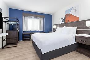 Spark by Hilton Clarion