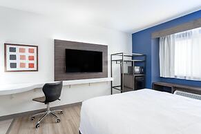 Spark by Hilton Clarion