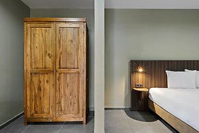 Sonesta Hotels & Resorts Livingstone Curacao