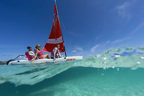 Palm Island Resort & Spa