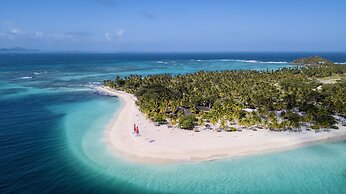 Palm Island Resort & Spa