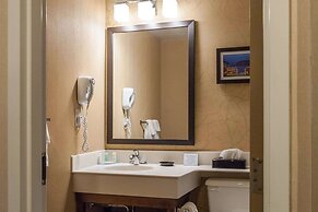 Quality Hotel & Suites