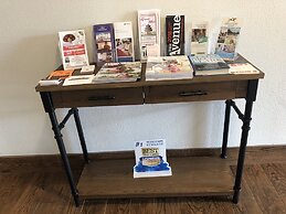 Howard Johnson by Wyndham Airport