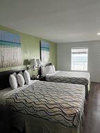 Boardwalk Beach Hotel