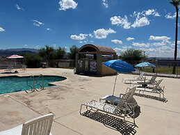 Studio 6 Suites Lake Havasu City, AZ