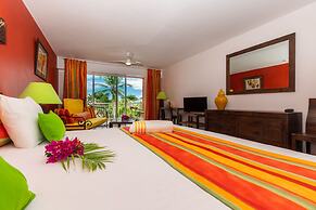 Palm Court Residence & Hotel at Orient Beach