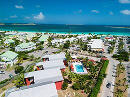 Palm Court Residence & Hotel at Orient Beach