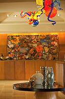 Renaissance New Orleans Arts Warehouse District Hotel