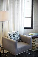 Renaissance New Orleans Arts Warehouse District Hotel