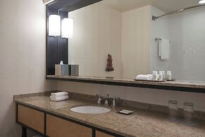 Renaissance New Orleans Arts Warehouse District Hotel