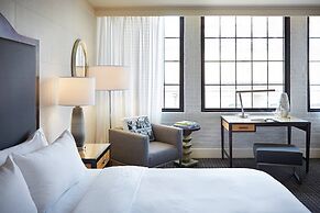 Renaissance New Orleans Arts Warehouse District Hotel