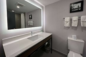 Super 8 by Wyndham Cornwall ON