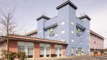 Holiday Inn Express Oxford-Kassam Stadium by IHG