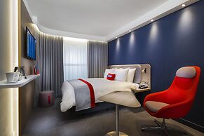 Holiday Inn Express Oxford-Kassam Stadium by IHG